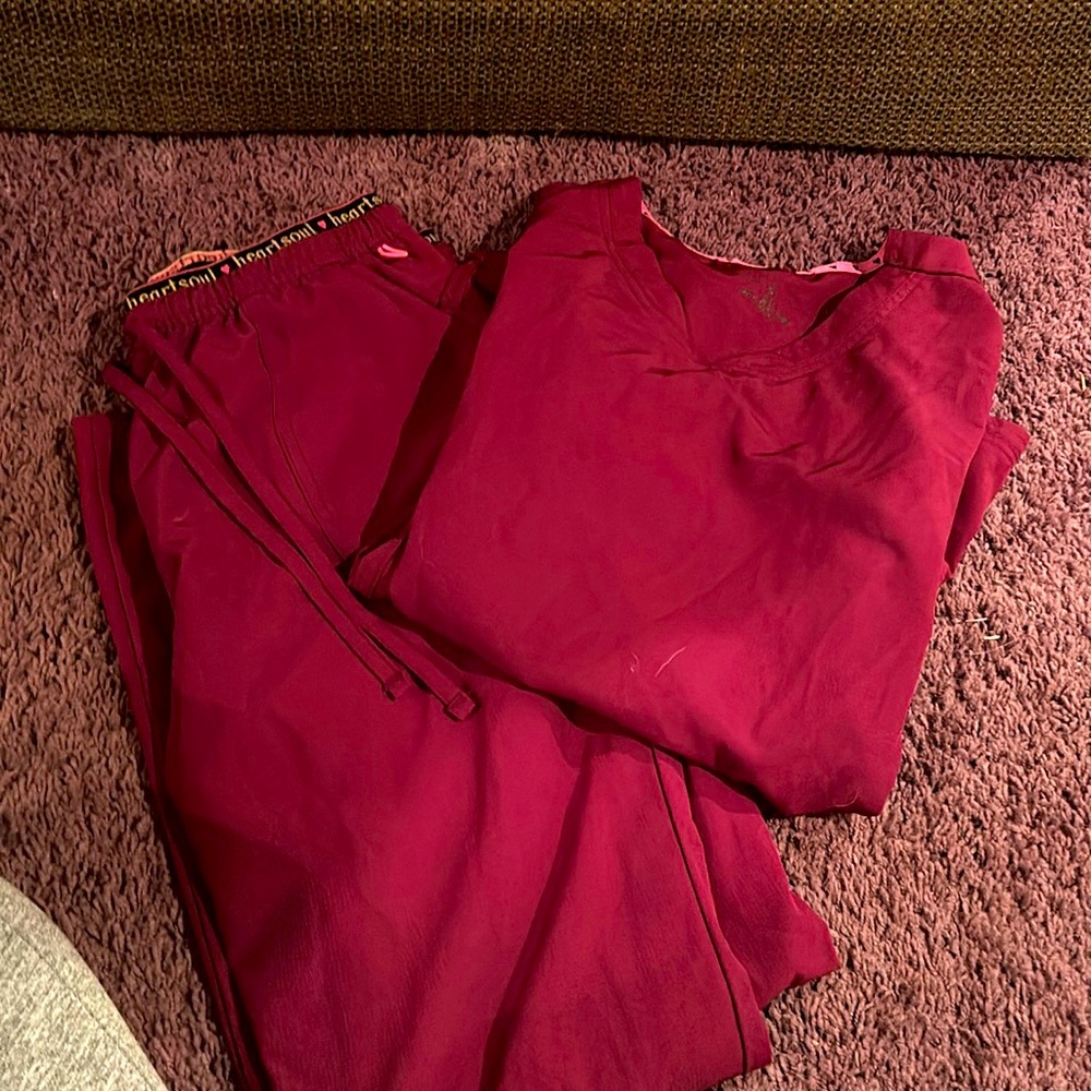 Burgundy scrub set